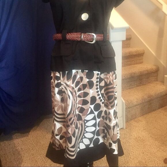 Beautiful suit by Studio1 size 8 Petite - Picture 2 of 4